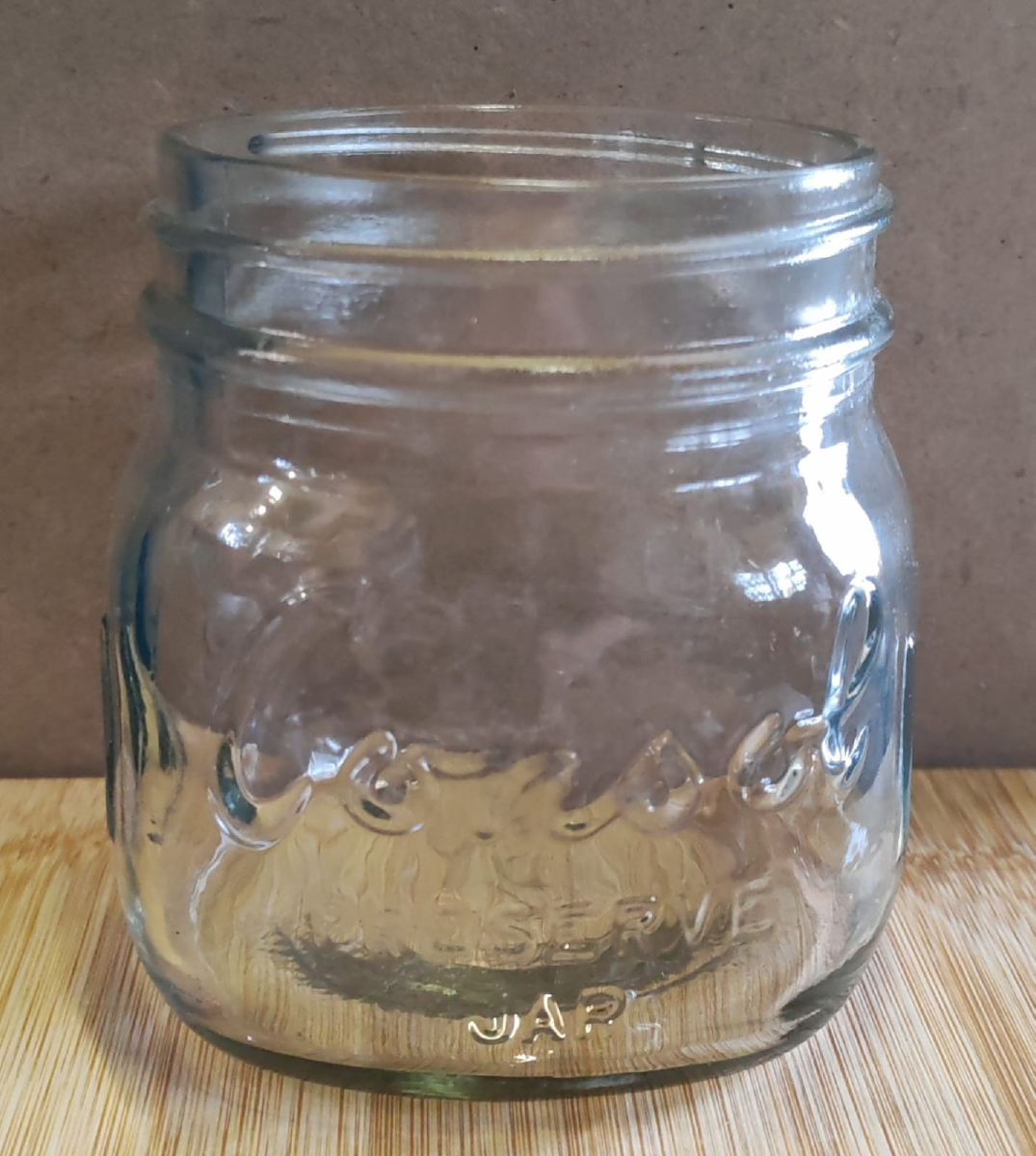 Sort consol jars 9.5cm H x 8.5cm W
